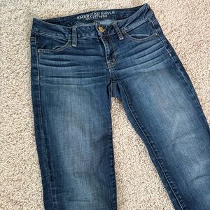 American Eagle Outfitters Women's Dark Blue Skinny Jeans